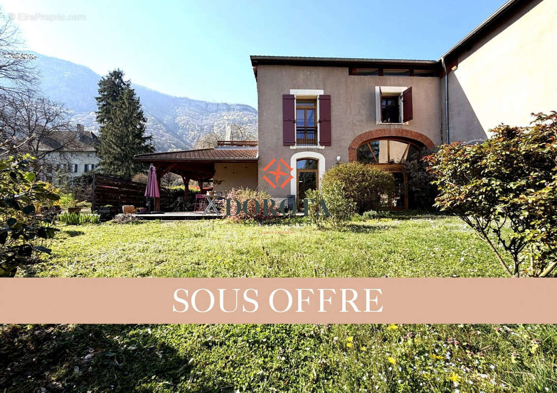 Appartement à BARRAUX