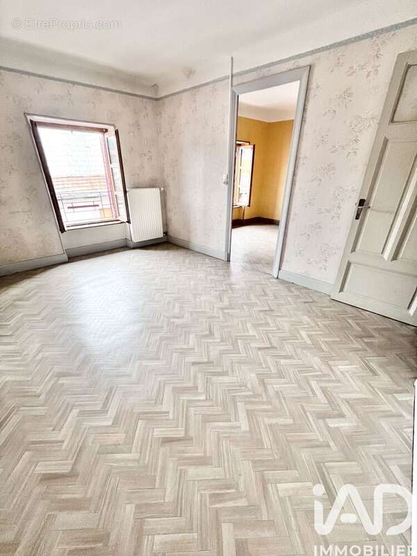 Photo 3 - Appartement à NOIRETABLE