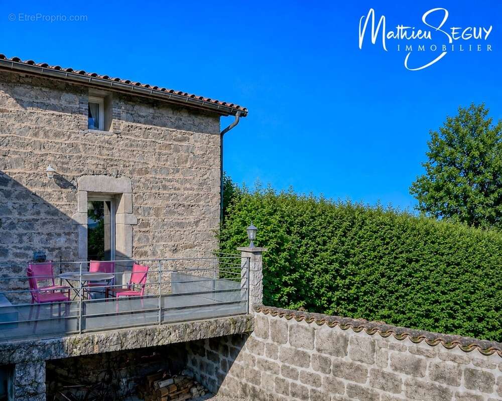 Maison ancienne plein de charme et dépendance en campagne - photo 3