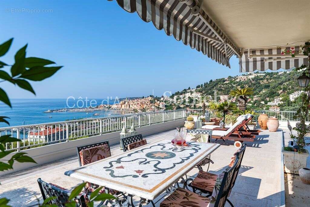 Menton Garavan penthouse duplex vue mer terrasses résidence luxe piscine garage - photo 20
