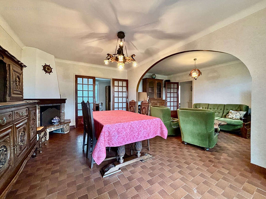 Maison à SAINT-MALO-DE-GUERSAC