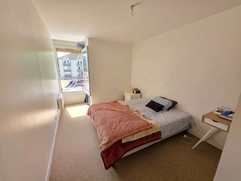 Appartement à vendre 4 pièces RIS ORANGIS (91) - photo 5