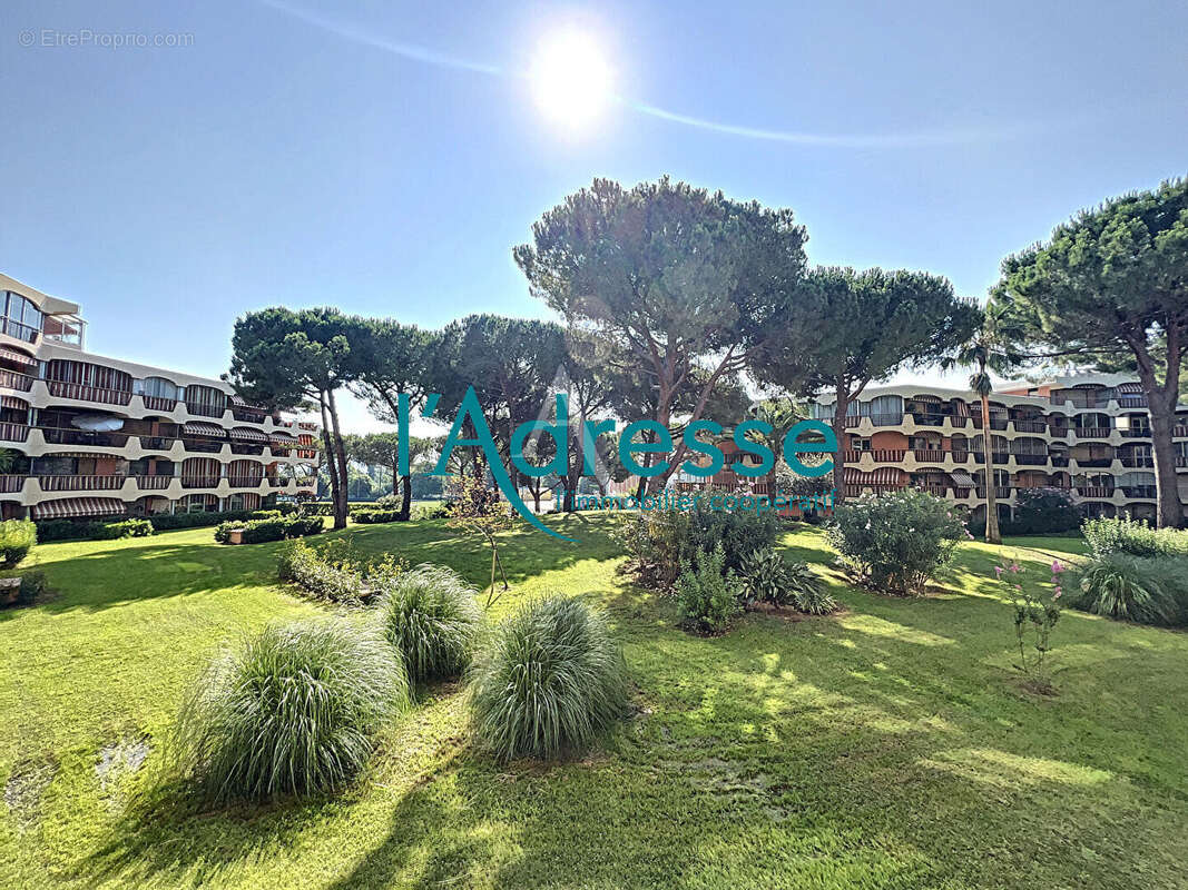 Appartement à MANDELIEU-LA-NAPOULE