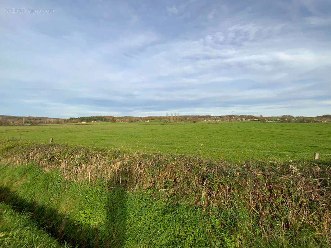 Terrain à SAINT-AGNAN