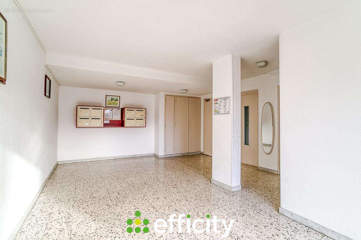 Appartement à SAINT-SYMPHORIEN-D'OZON