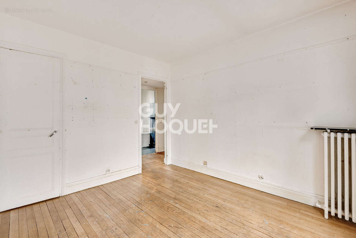 Appartement à PARIS-15E