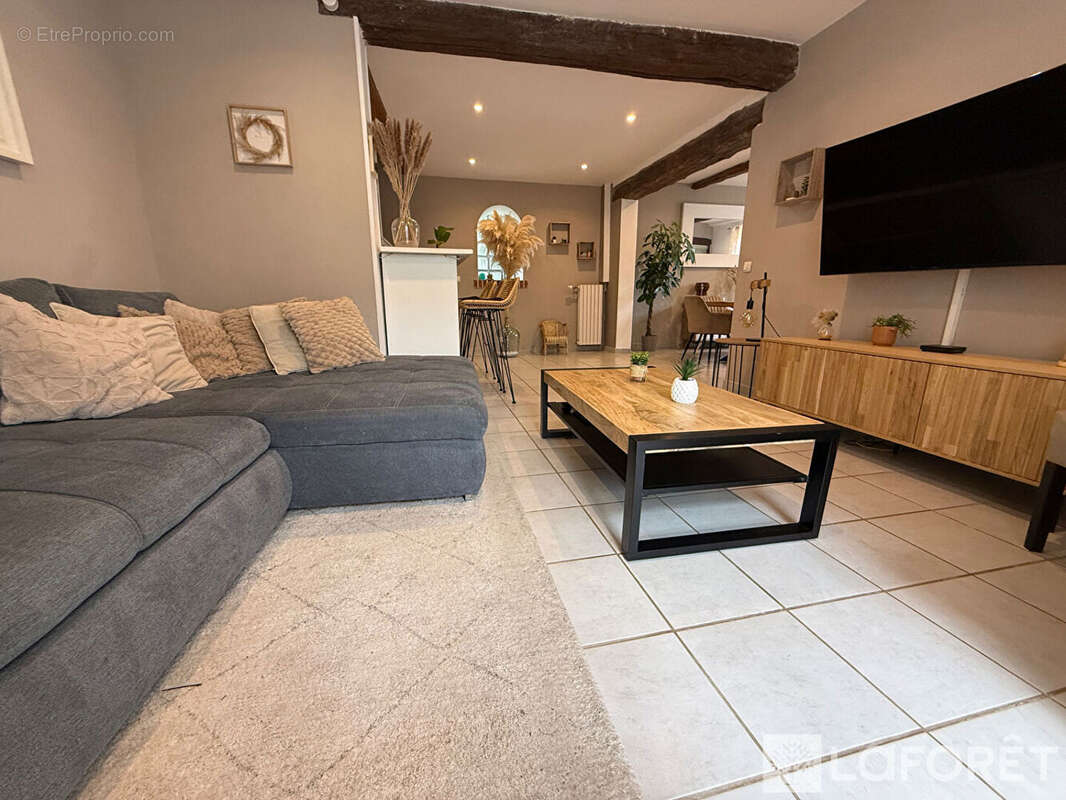 Maison à CUIS