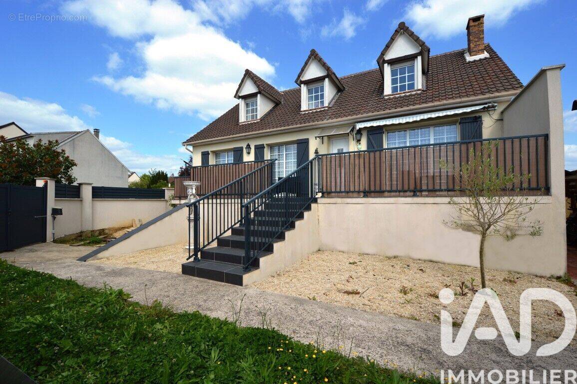 Photo 1 - Maison à COUBERT