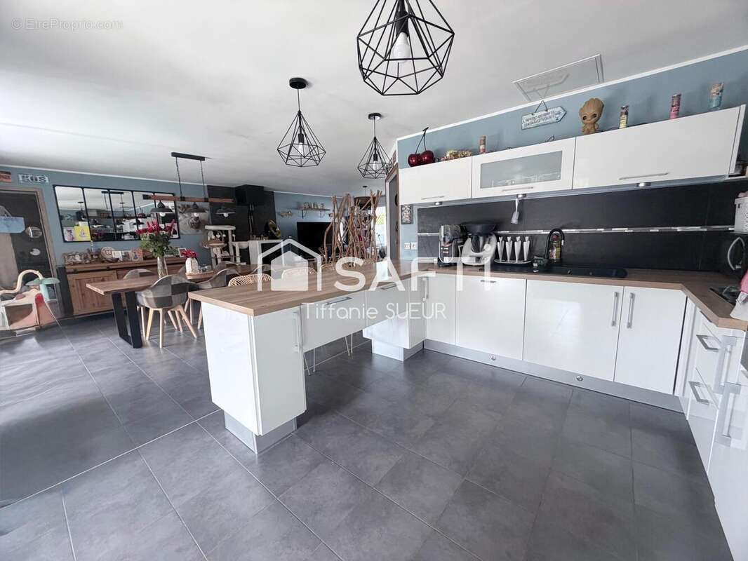 Photo 5 - Maison à ESTEVELLES