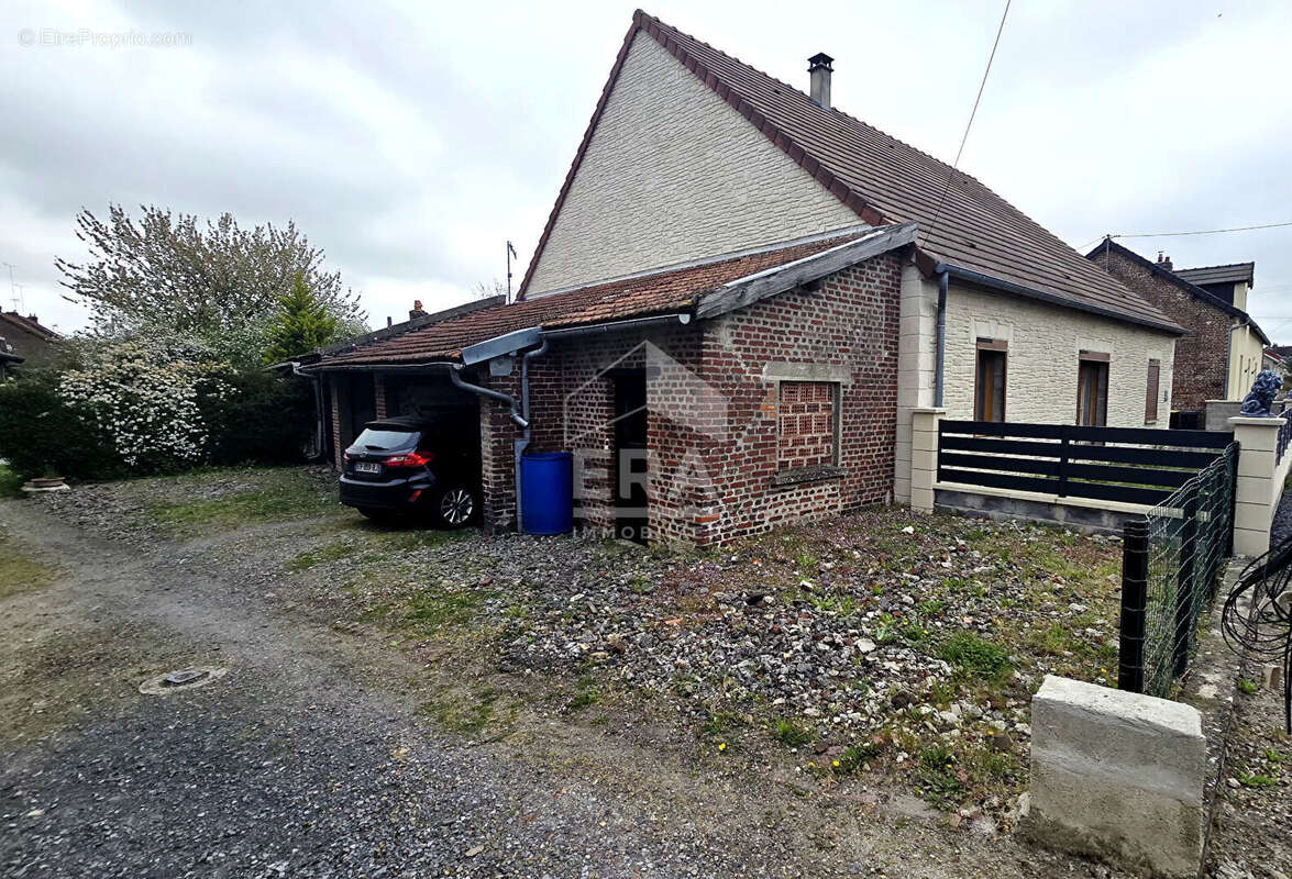 Maison à LIEZ