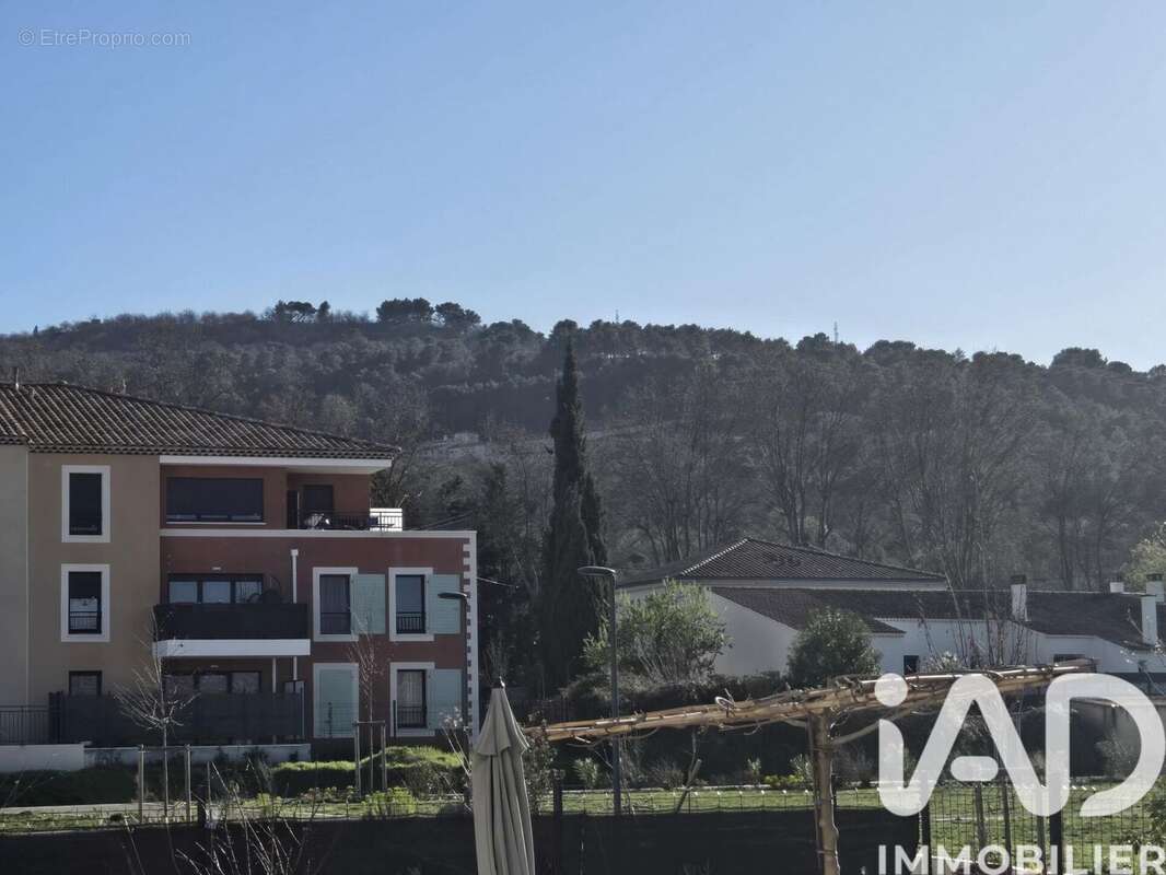 Photo 8 - Appartement à LE PUY-SAINTE-REPARADE