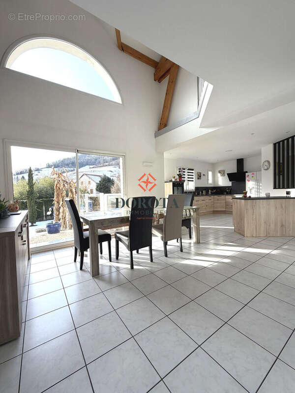 Maison à SAINT-PIERRE-D'ALLEVARD