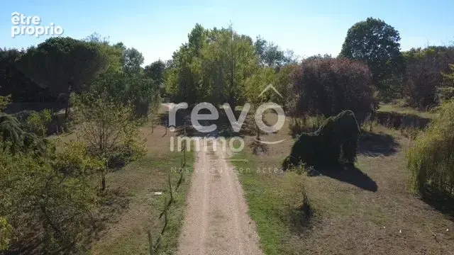 Maison familiale de 170m2 avec piscine chauffée sur plus de 9 000 m² - photo 4