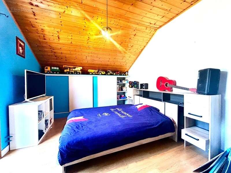 Maison à SAINTE-HELENE-SUR-ISERE