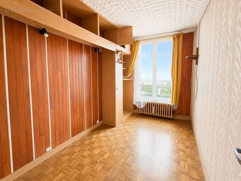 Appartement à PARIS-10E