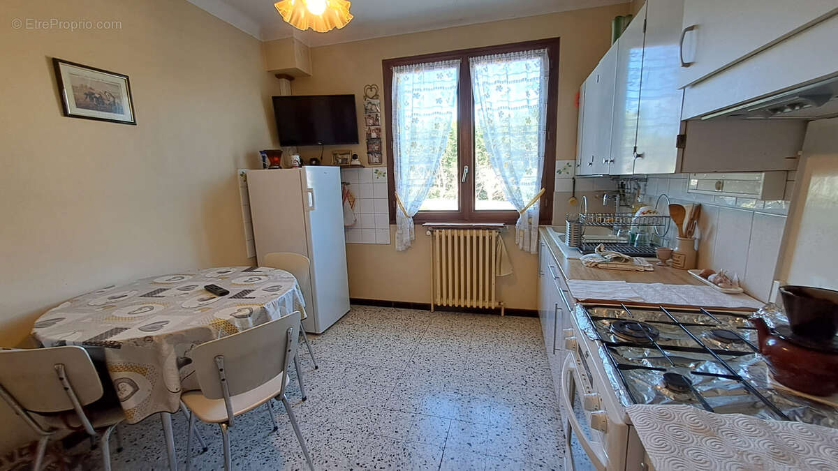 Maison à BOLLENE