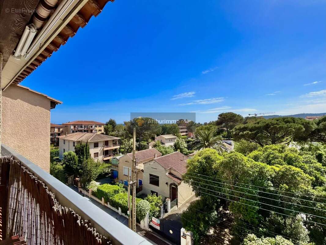 Appartement à FREJUS
