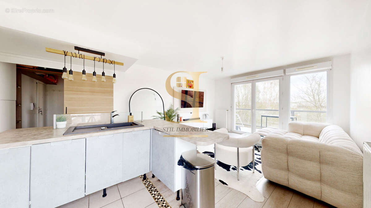 Appartement à MOISSY-CRAMAYEL