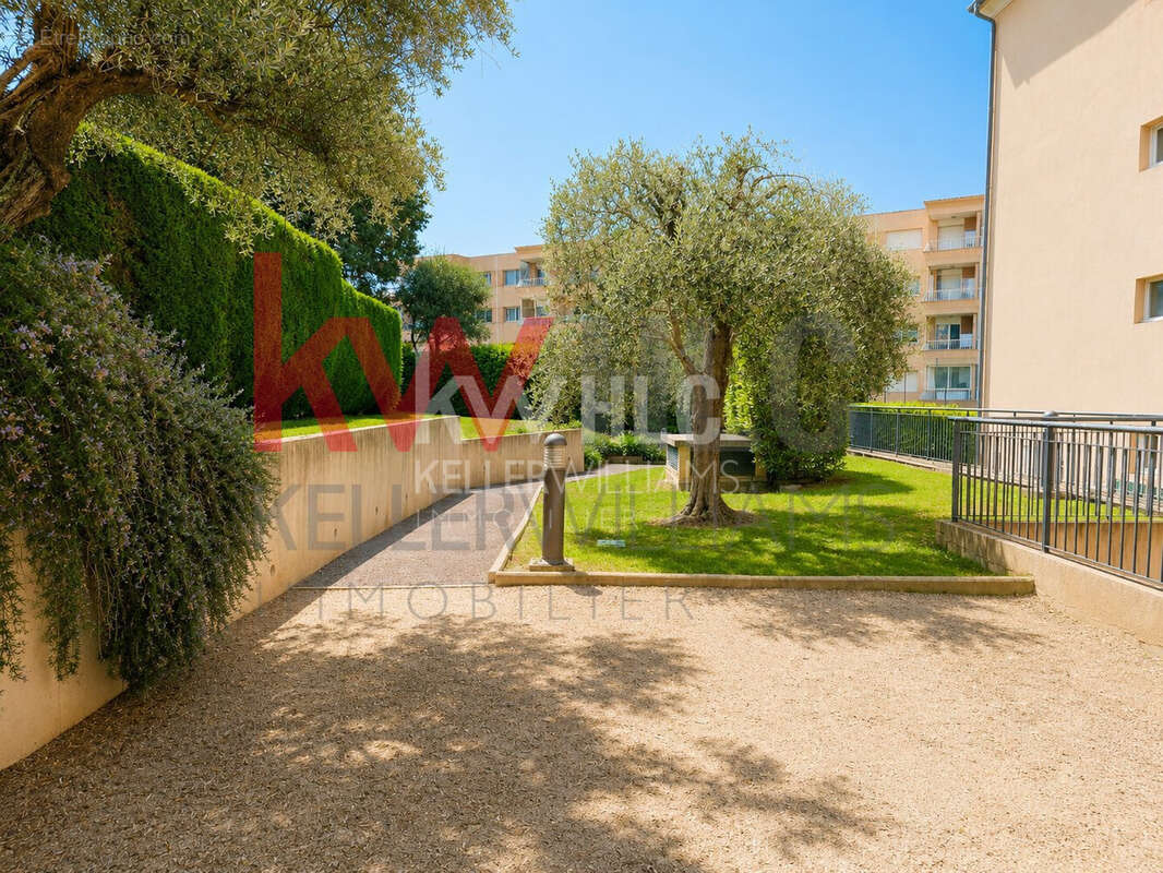 Appartement 59 m² à Grasse  - photo 8
