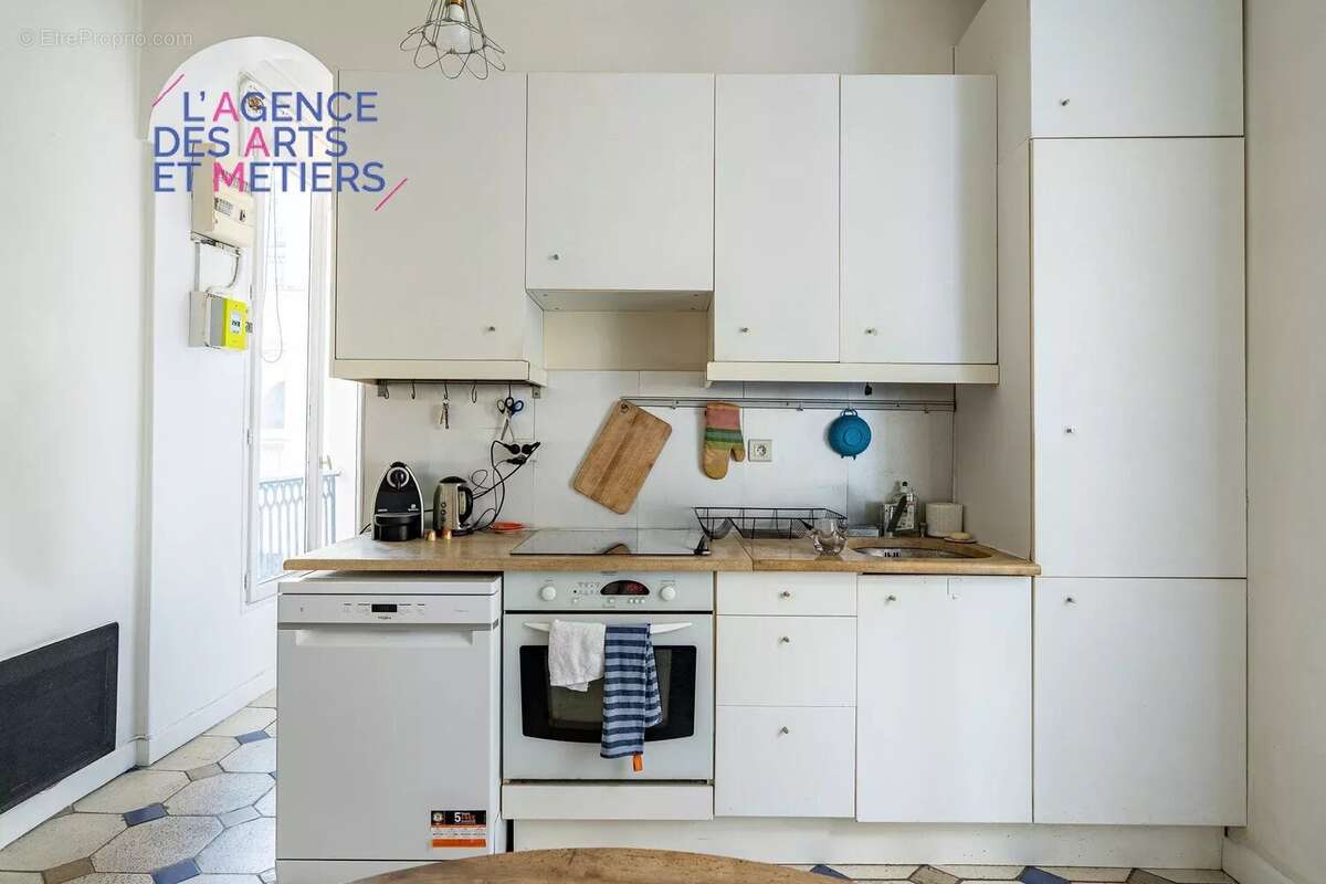 Appartement à PARIS-3E