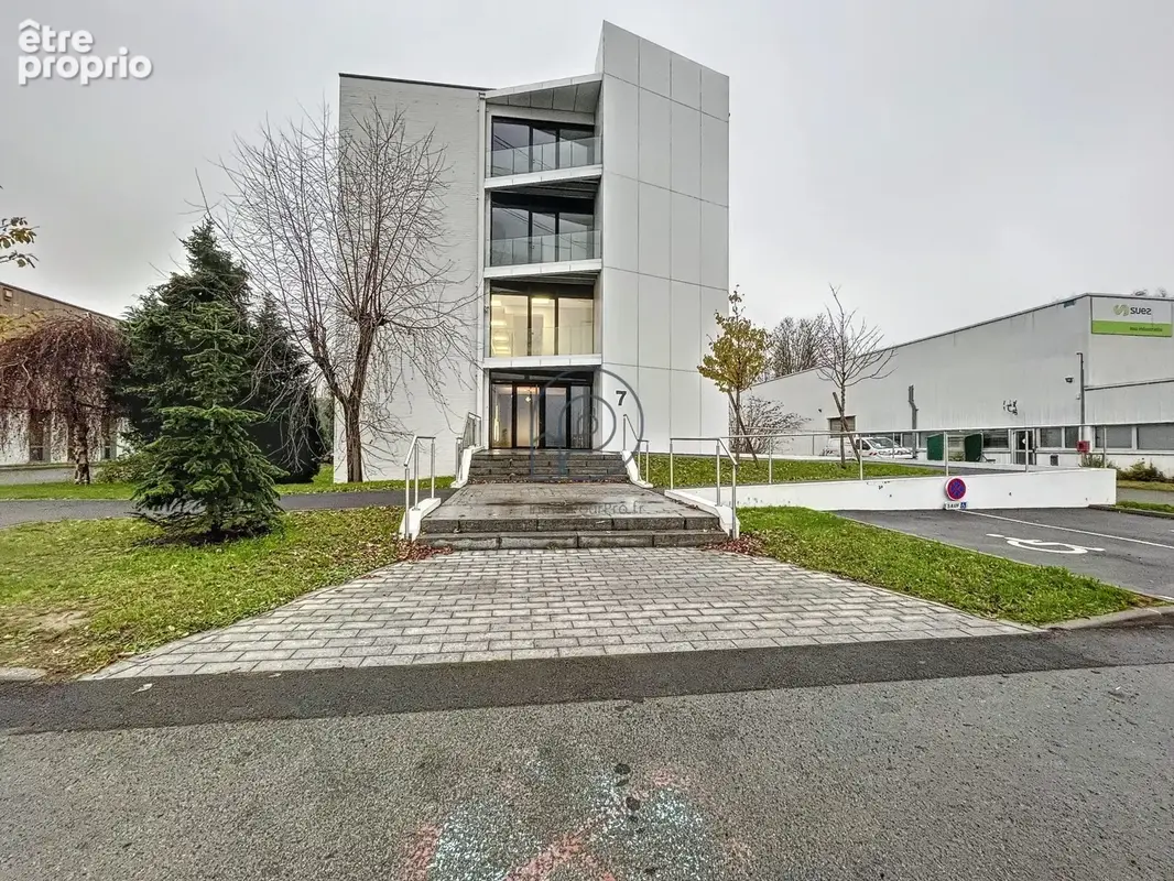 Commerce 452 m² à vendre à Lille (59800) - photo 8