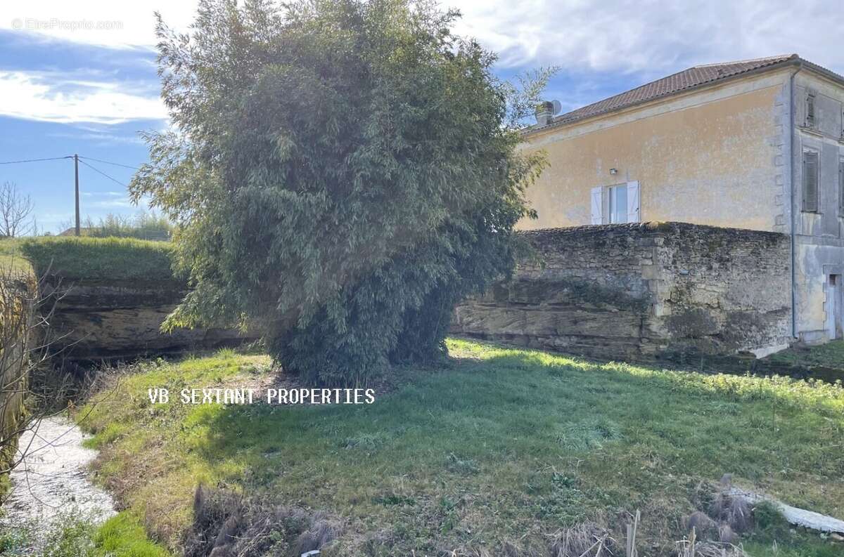 Maison à SAUVETERRE-DE-GUYENNE