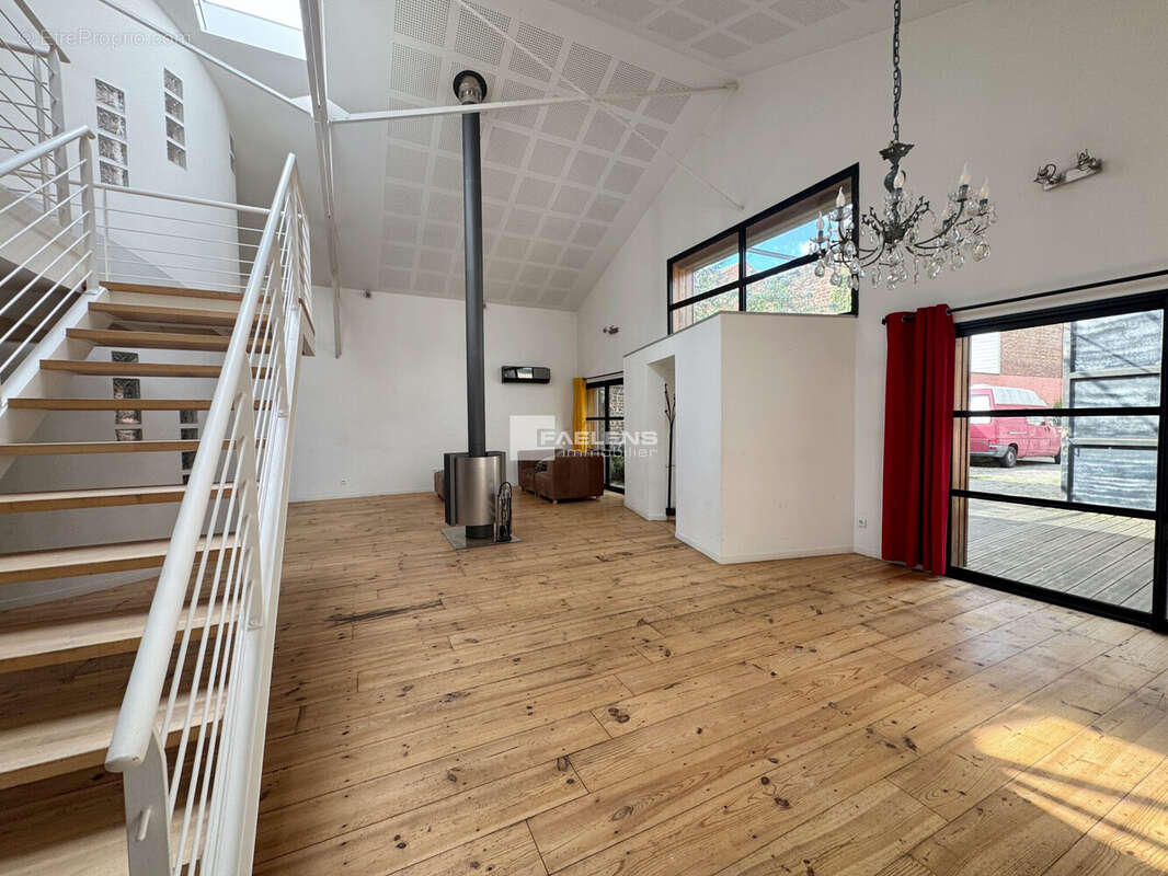Maison 180 m² à Lille  - photo 3
