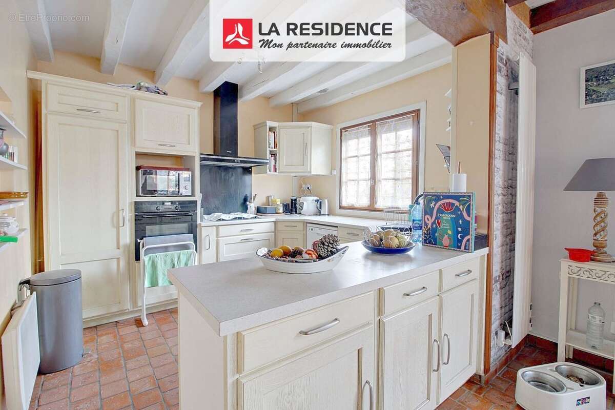 Maison à MOUSSEAUX-SUR-SEINE