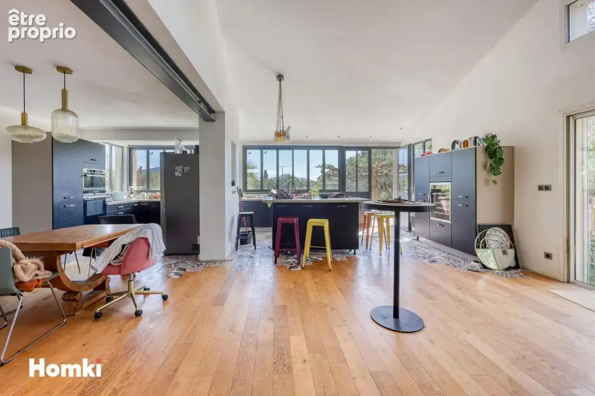 Maison/Villa de 175 m² à La Crau 83260 quartier Coufourdons - photo 8
