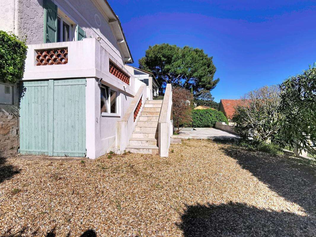 Maison à SAINT-MANDRIER-SUR-MER