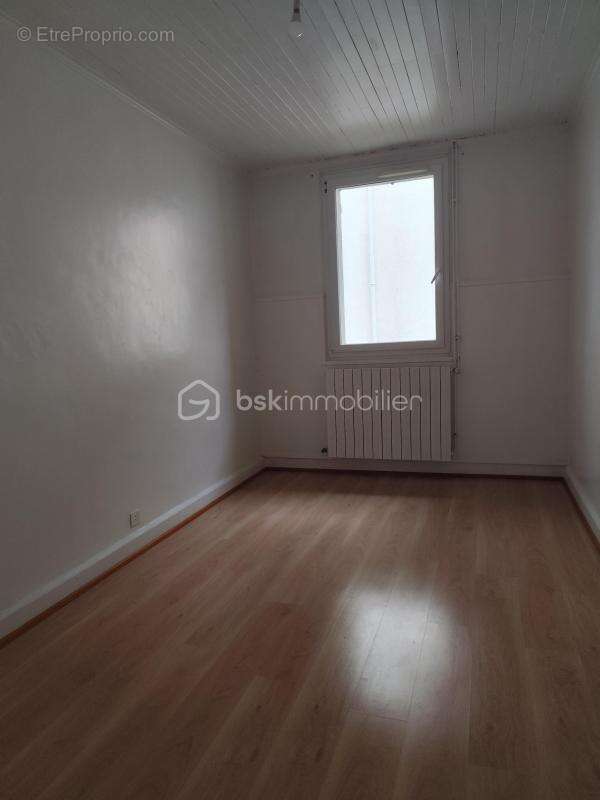 Maison à MONTELIMAR