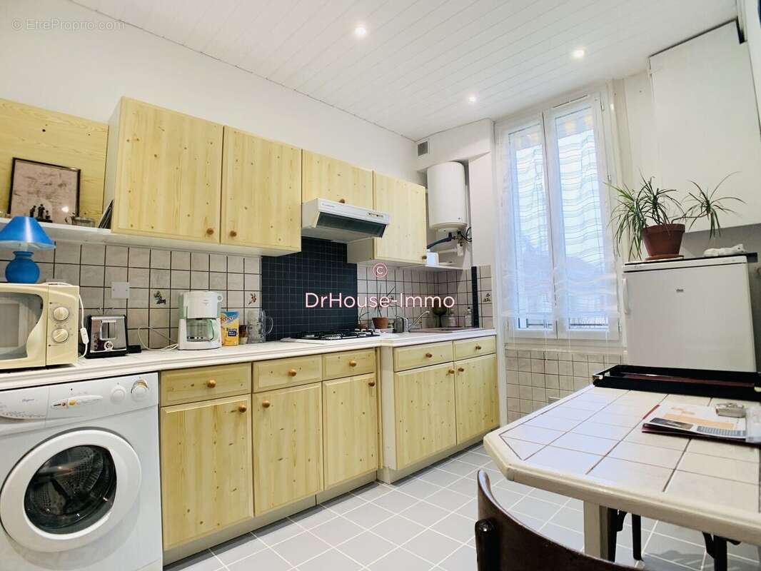 Appartement à CHALETTE-SUR-LOING