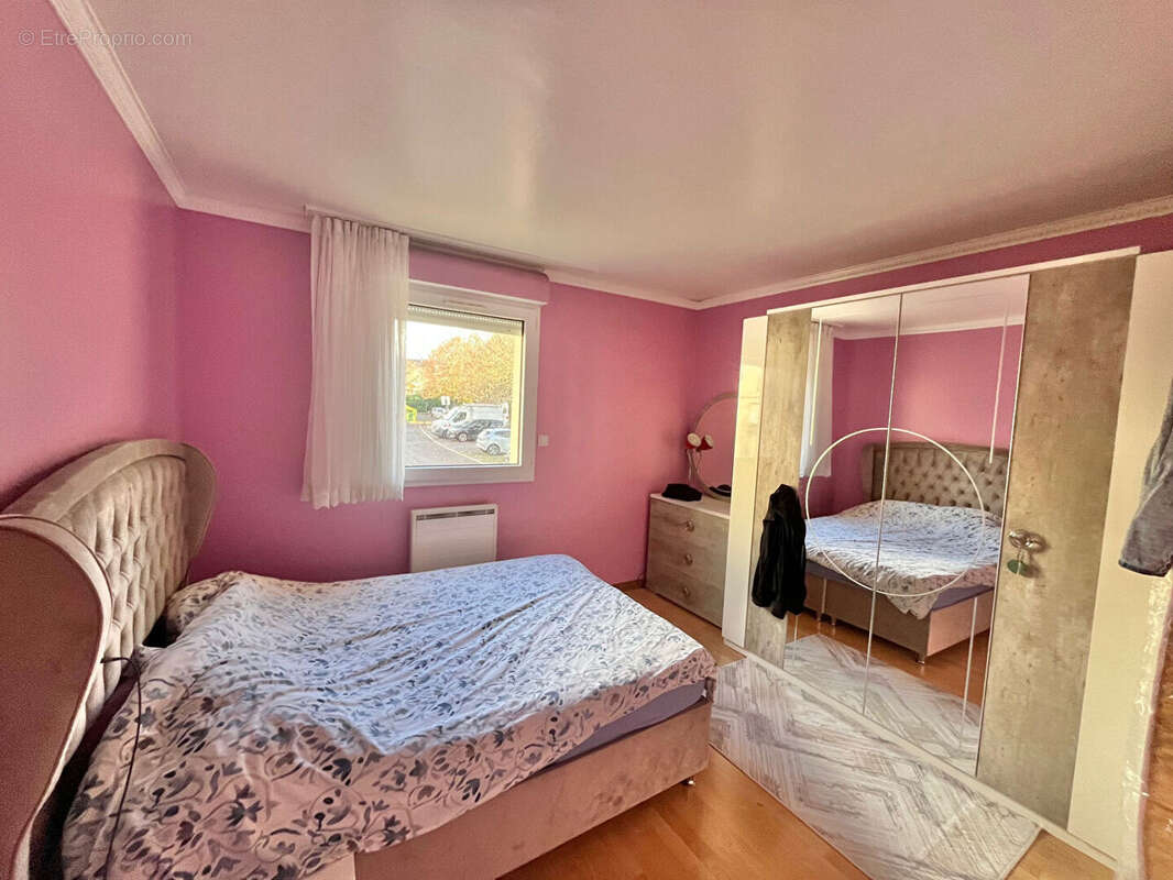 Appartement à BONDY