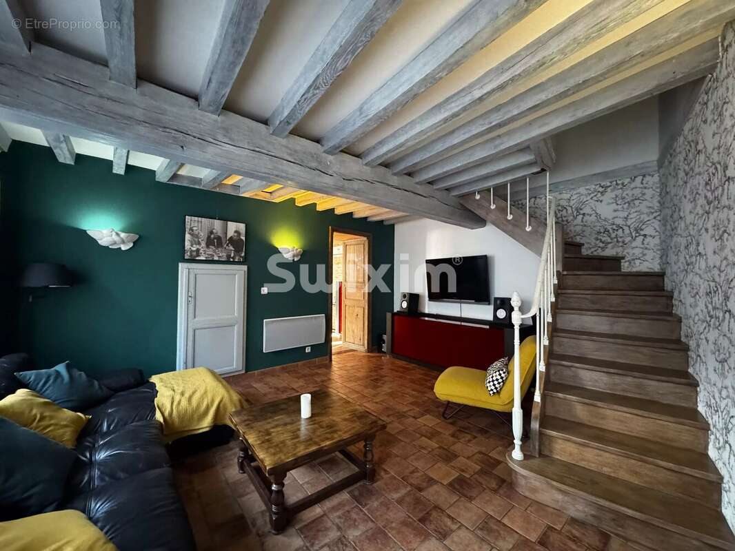 Maison à AVALLON