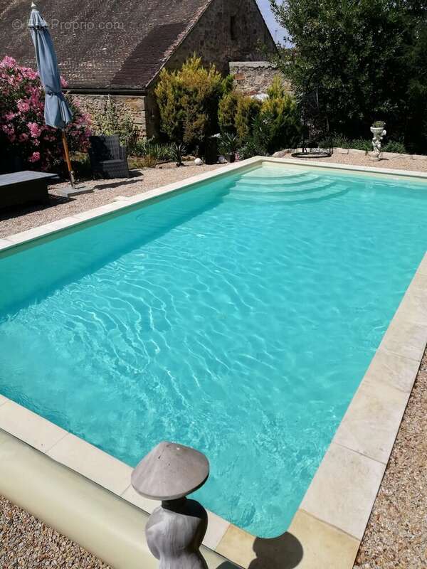 Maison à VILLENEUVE-LA-GUYARD