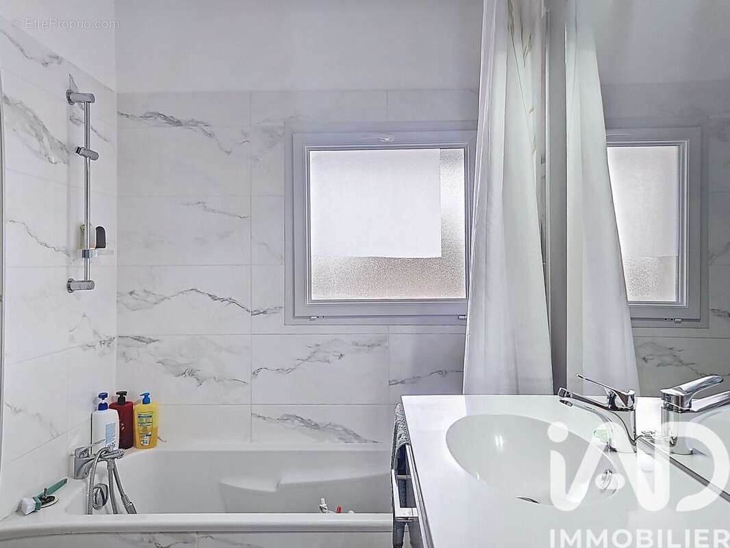 Photo 8 - Appartement à SAINT-PIERRE-EN-FAUCIGNY