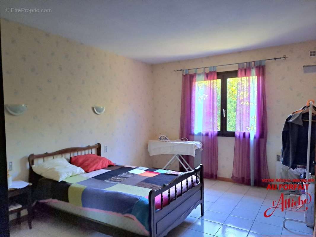 Maison à VILLENEUVE-LES-BOULOC