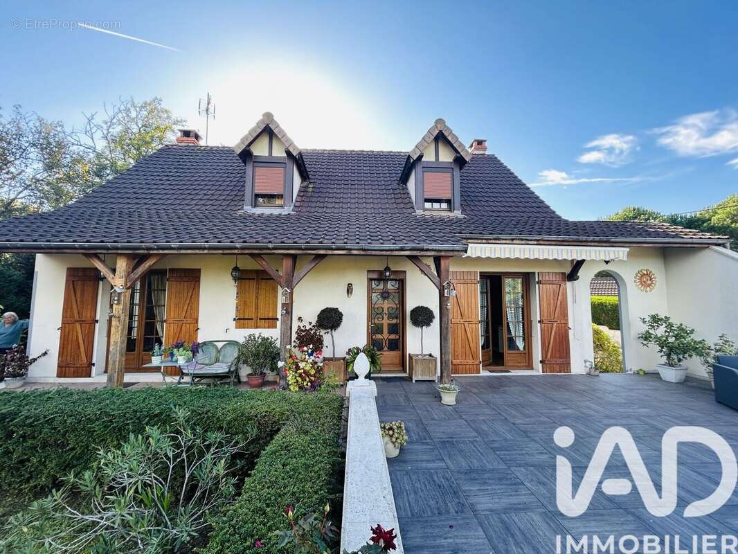 Photo 2 - Maison à SAINT-REMY