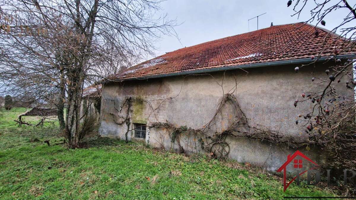 Maison à OUGE