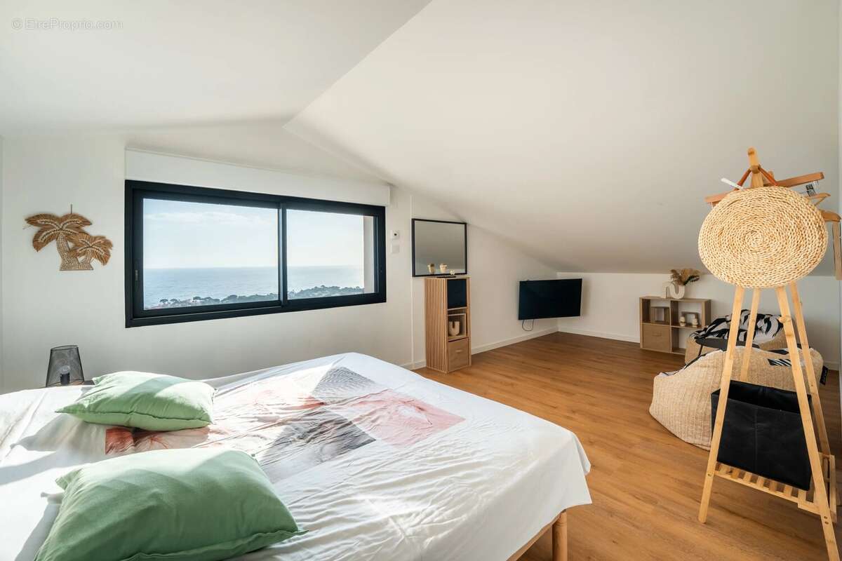 Maison à FREJUS