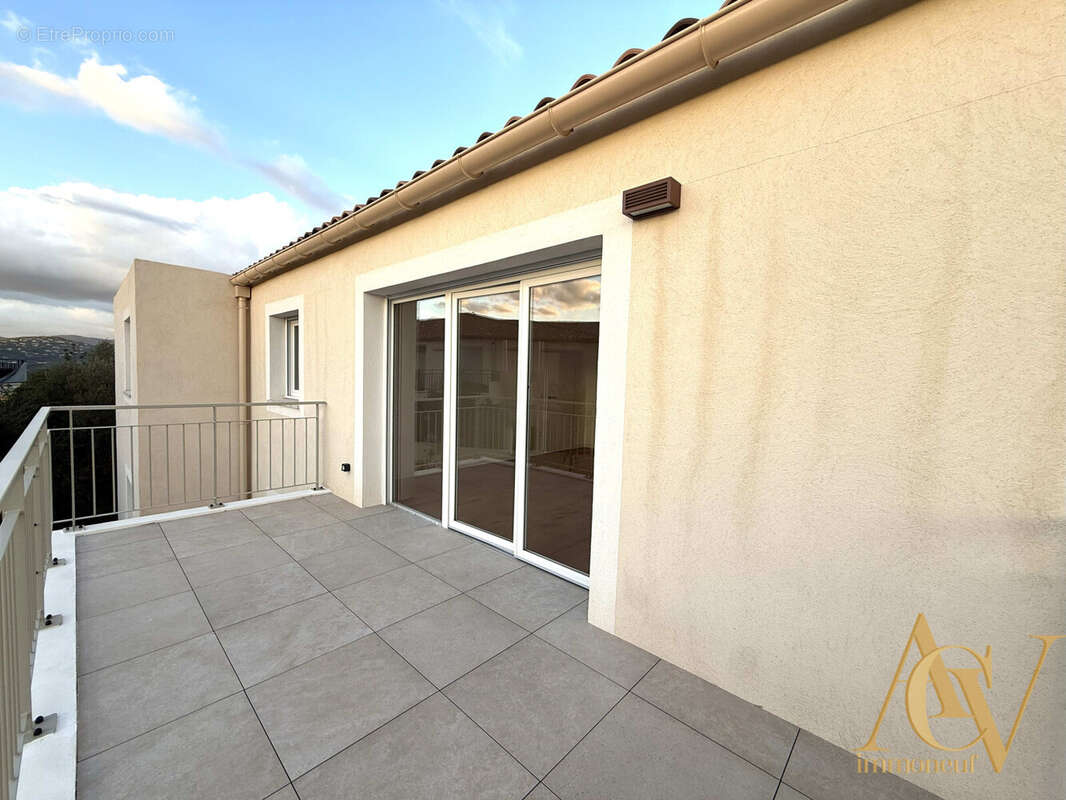 Séduisant 3 pièces dernier étage Golfe St Tropez 5 - Appartement à COGOLIN