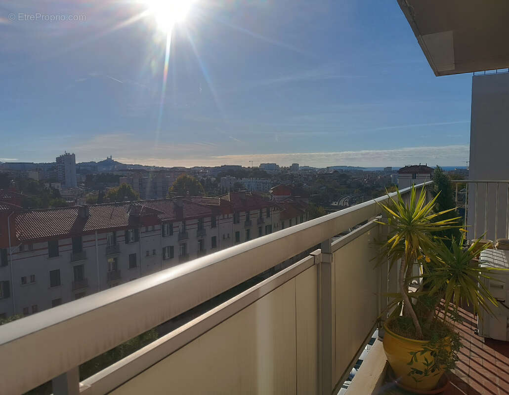 Appartement à MARSEILLE-13E