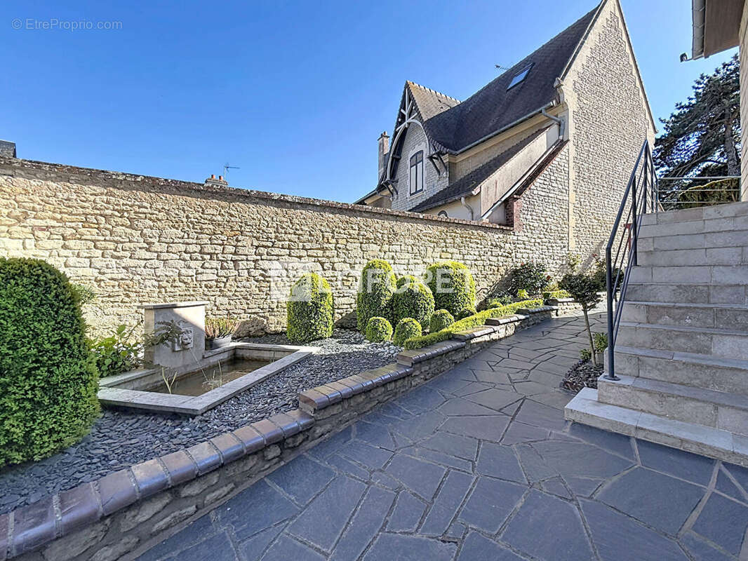 Maison à OUISTREHAM