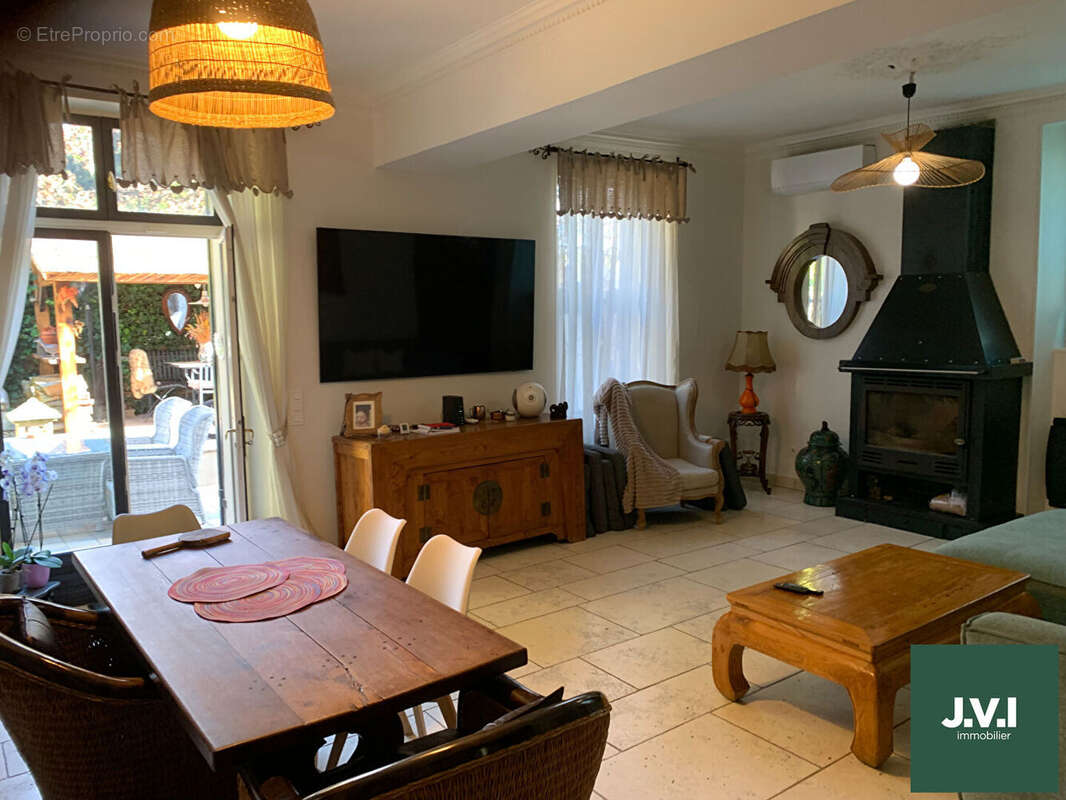 Maison à MONTMORENCY