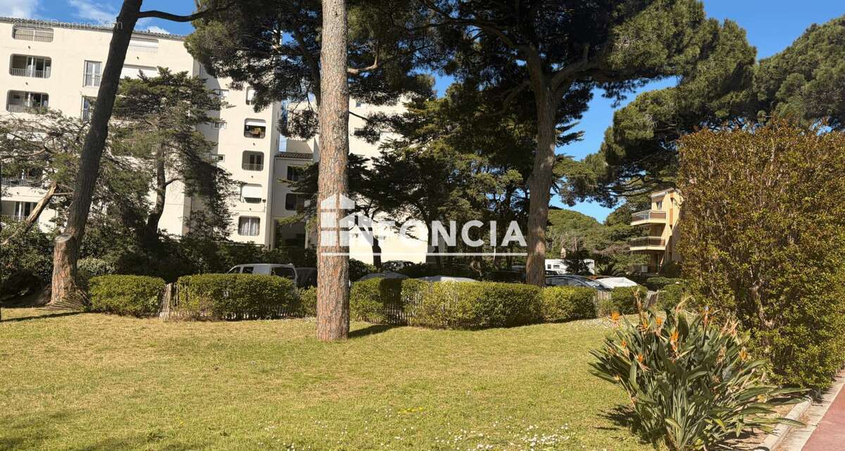 Appartement à HYERES