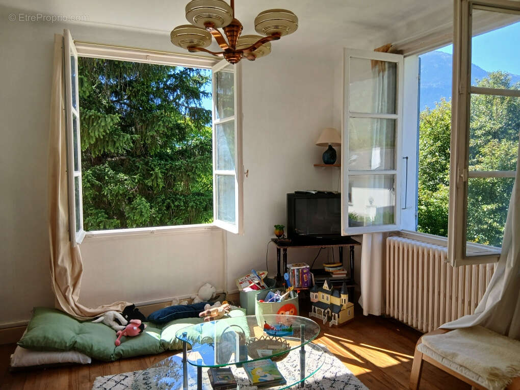 Maison à LA CHAMBRE