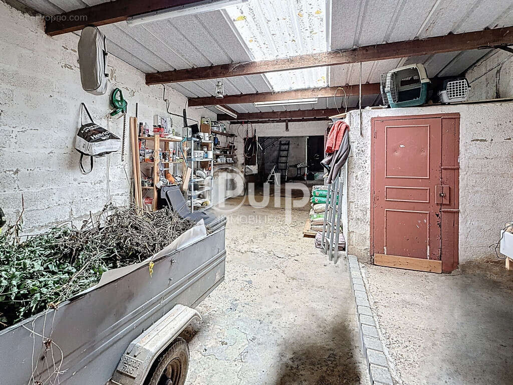 Maison à BEAURAINVILLE