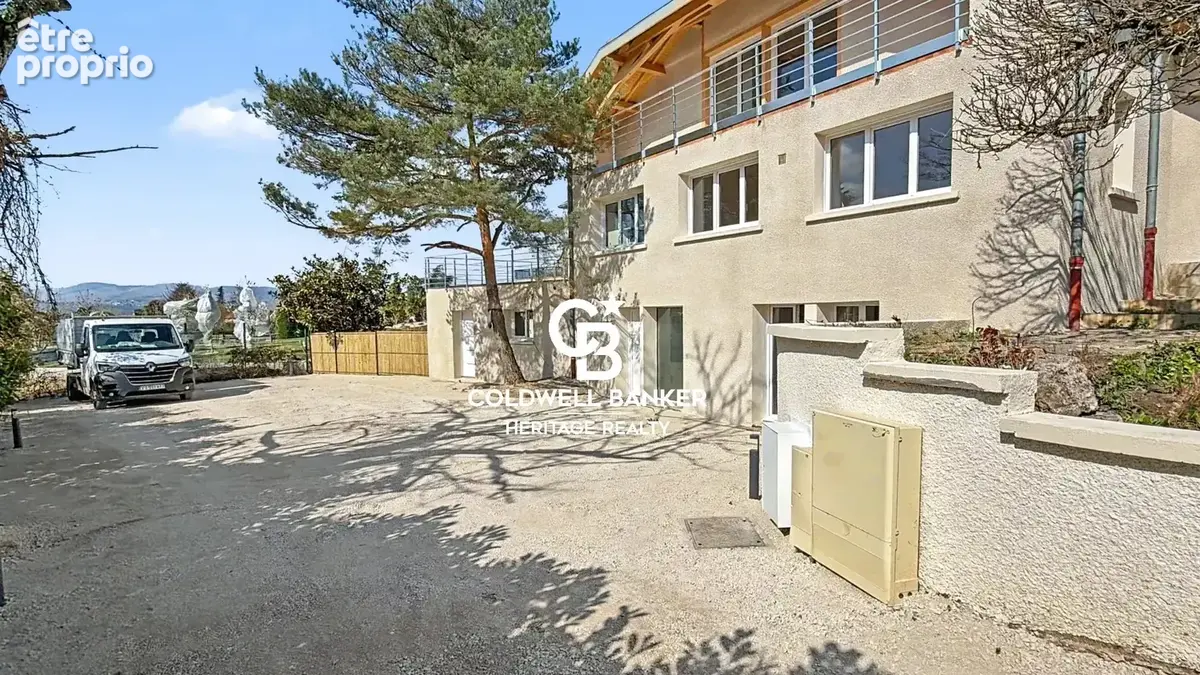Photo Appartement à La Tour-De-Salvagny au prix de 299 000€