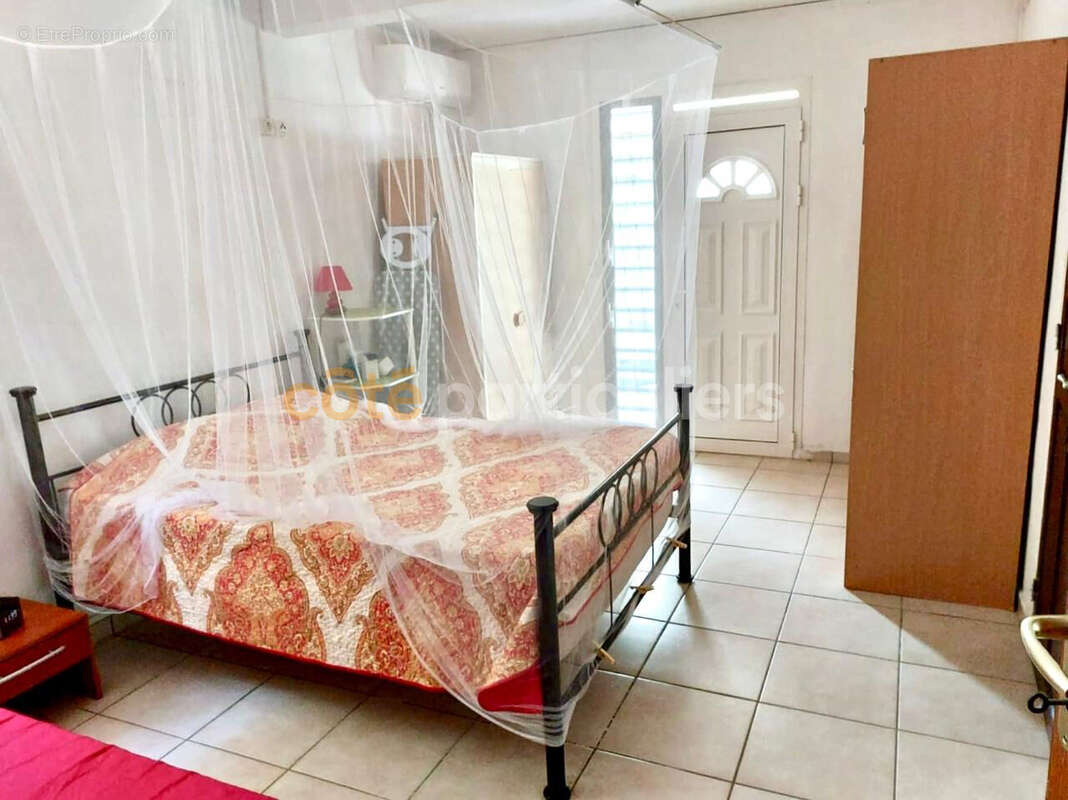 Appartement à PETIT-BOURG