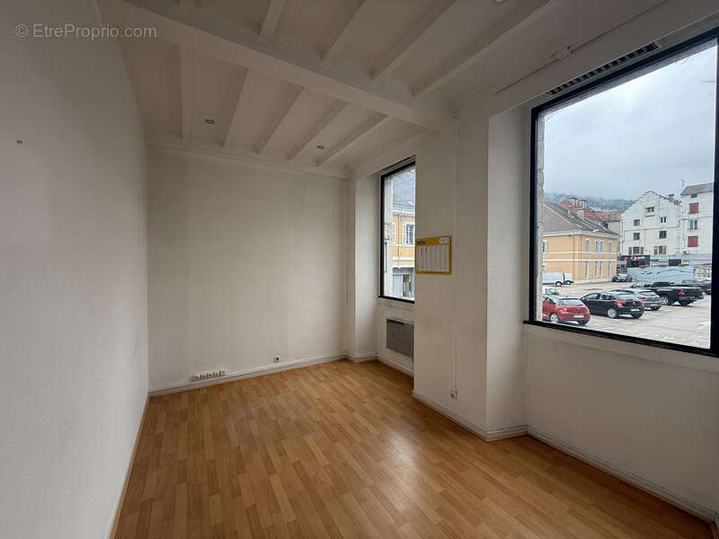 Commerce à SAINT-CLAUDE